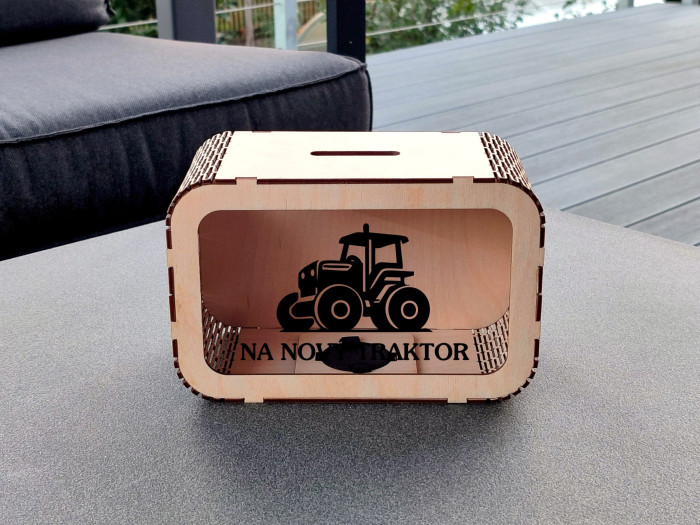 Dřevěná pokladnička - Na nový traktor - D-decor (1)