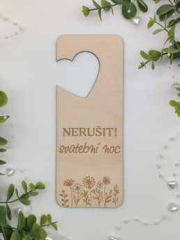 Svatební visačka na dveře D-decor - srdce (8)