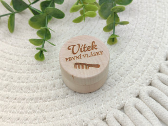 Dřevěná krabička na první vlásky se jménem - D-decor