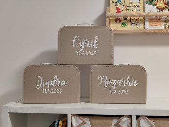 Dětský kufřík se jménem na přání a datem narození (7)