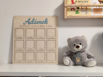Dřevěná deska "Můj první rok" se jménem a údaji o narození D-decor (7)