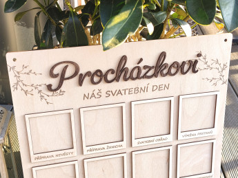 Svatební dřevěná deska na fotografie „Náš svatební den“ s příjmením novomanželů - 12 svatebních okamžiků | D-decor (10)