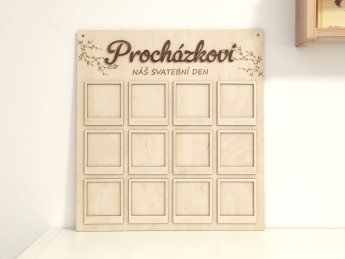 Svatební dřevěná deska na fotografie „Náš svatební den“ s příjmením novomanželů | D-decor (4)