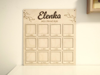 Dřevěná deska "Můj první rok" se jménem a rámečky na fotografie s motivem větviček | D-decor (3)