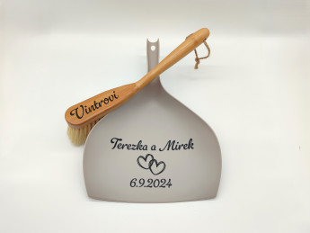 Svatební smetáček s lopatkou - Srdíčka | D-decor (9)