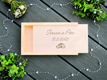 Dřevěná krabička na svatební fotografie malá - D-decor (2)