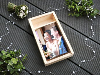 Dřevěná krabička na svatební fotografie malá 3 - D-decor (4)