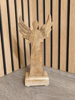 Dřevěný anděl na podstavci | D-decor (2)
